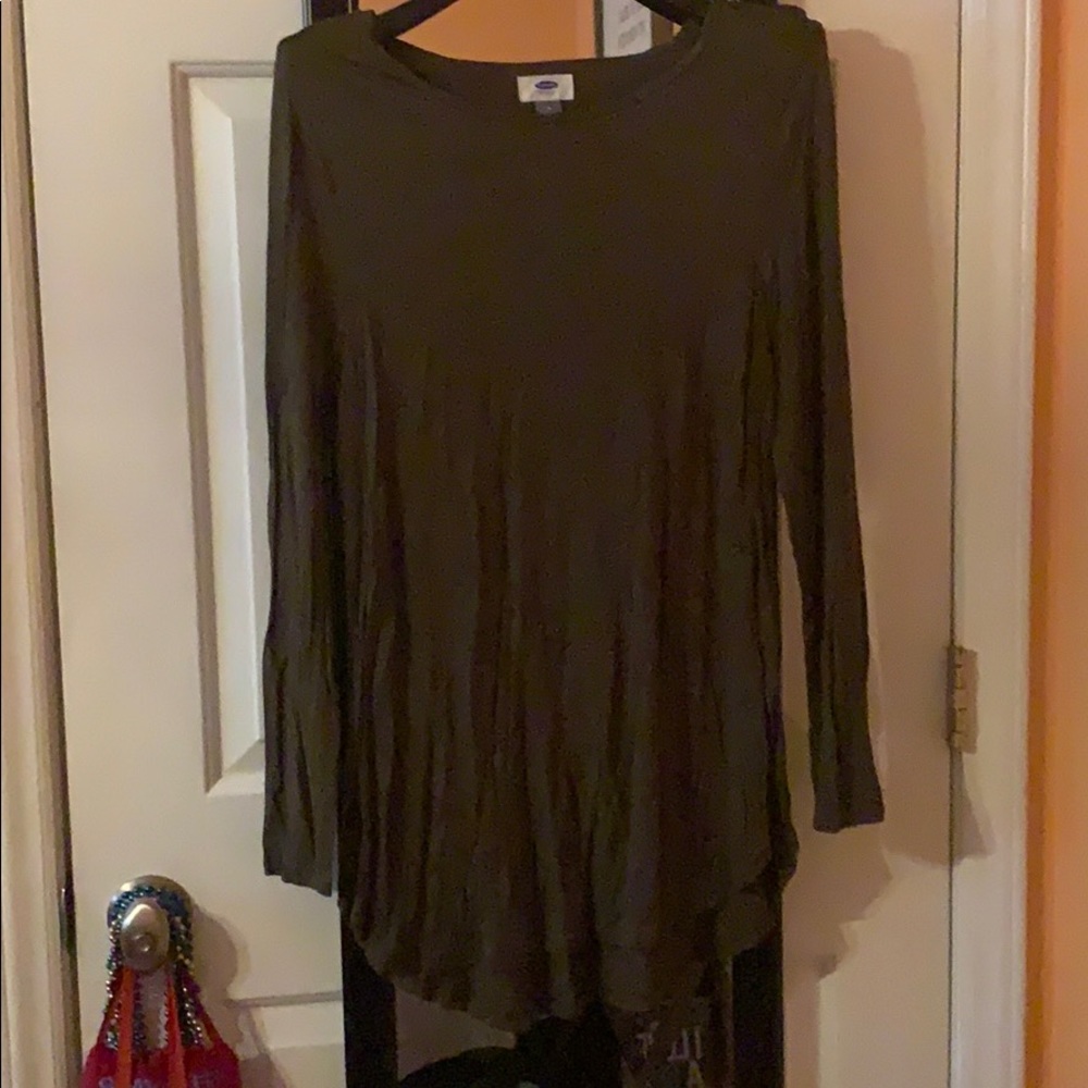 Old navy shirt
